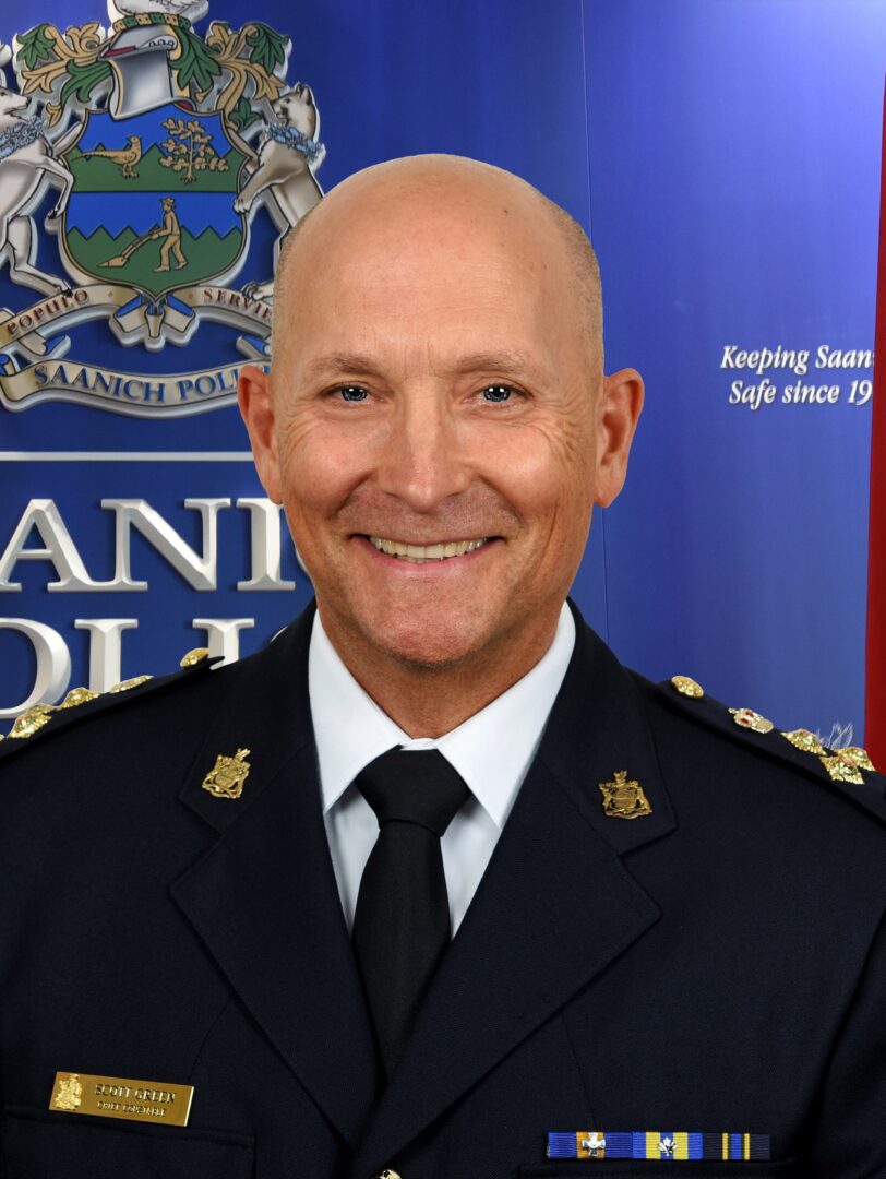 Scott Crest and Flag cropped